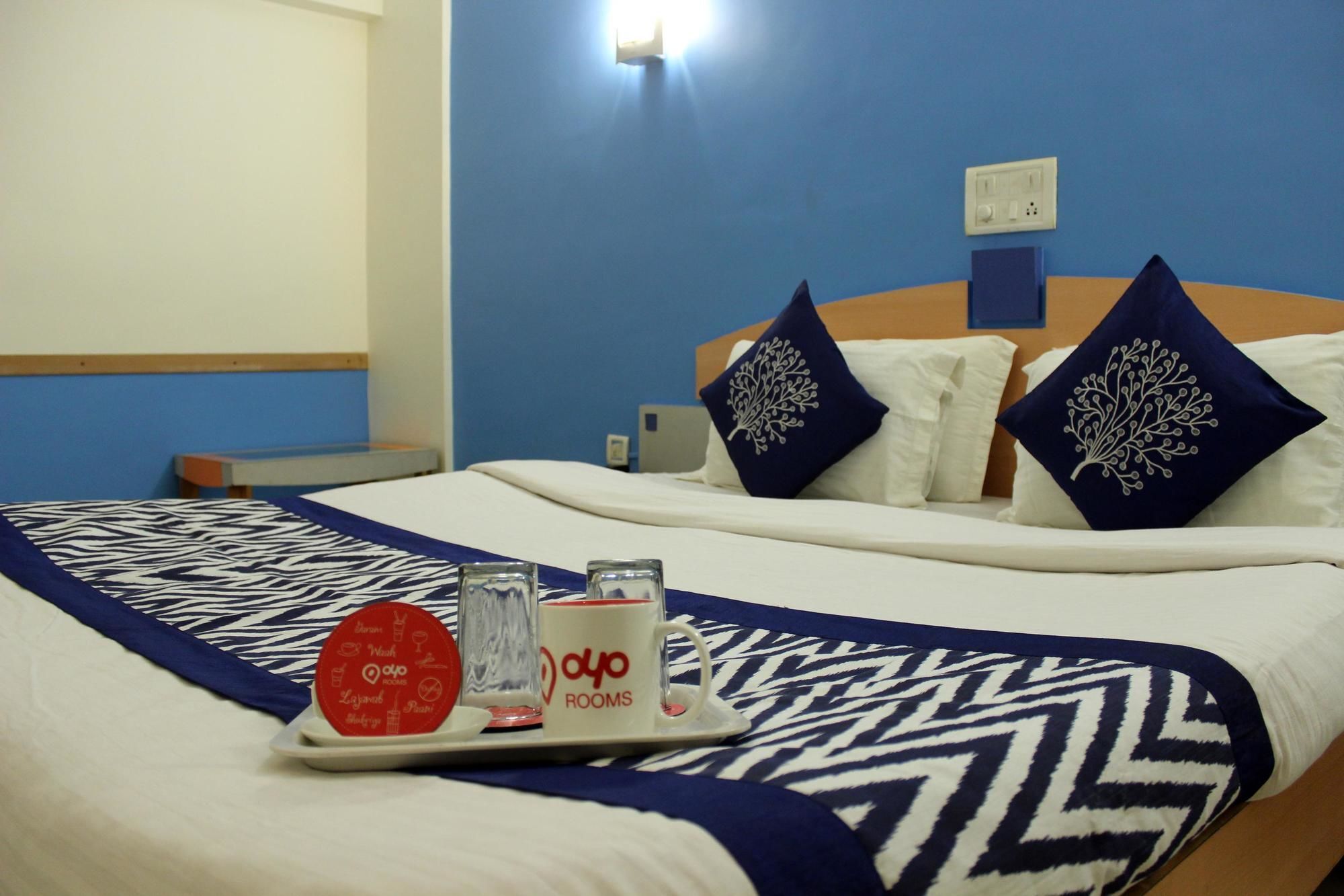 Oyo Rooms Гублі Екстер'єр фото
